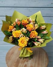 Букет цветов из:  Альстромерии и Розы #REPLACE_PRED# Аткарске