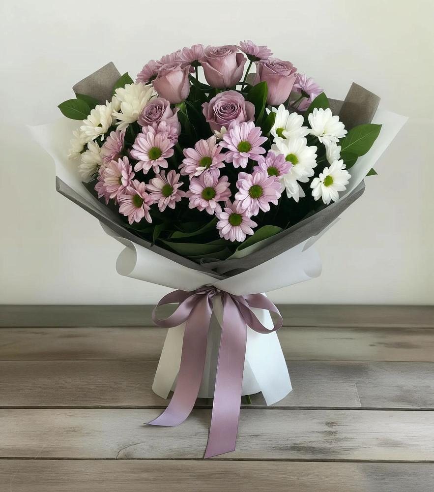 Букет цветов из: Хризантемы и Розы в Аткарске