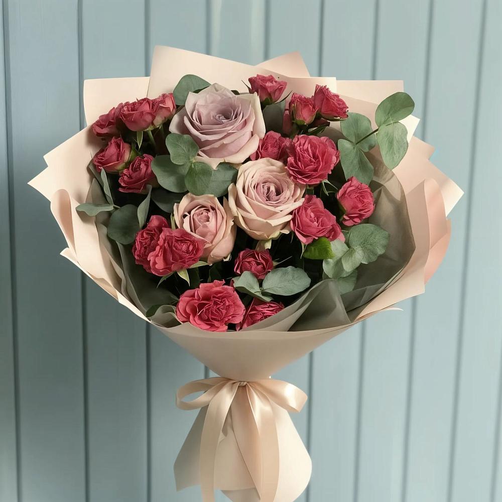 Букет цветов из: Гвоздики и Розы в Аткарске