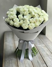 Букет 35 Белых роз в Аткарске