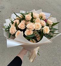 Букет Кремовые розы Латте в Аткарске