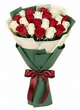 Букет Микс из красных и белых роз #REPLACE_PRED# Аткарске