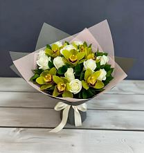 Букет цветов из:  Орхидеи и Розы в Аткарске