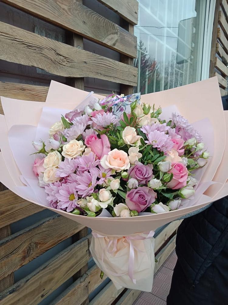 Букет цветов из: Розы и Хризантемы в Аткарске