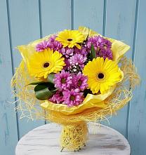 Букет цветов из:  Хризантемы и Герберы #REPLACE_PRED# Аткарске