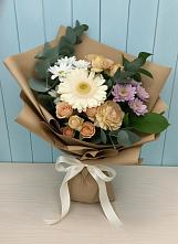 Букет цветов из:  Герберы и Хризантемы в Аткарске