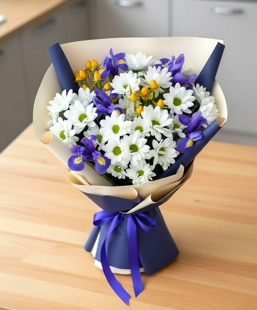 Букет цветов из: Розы, Ирисы и Хризантемы в Аткарске