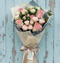Букет цветов из:  Розы в Аткарске