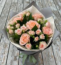 Букет цветов из:  Розы в Аткарске